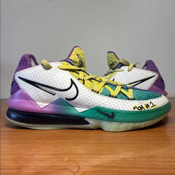 NIKE LEBRON XVII 17 LOW MEN\'S SIZE 8 NEW With Box (no box top) NIKE LEBRON XVII 17 LOW MEN main image 4